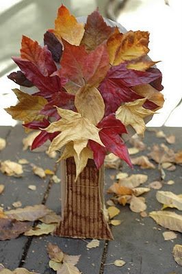 Вариации создания деревьев из опавшей листвы