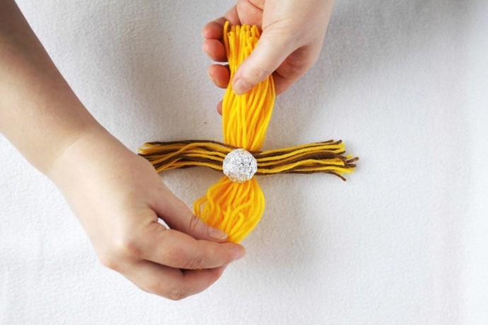 ​Цыпленок из пряжи