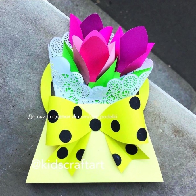 Сумочка с тюльпанами