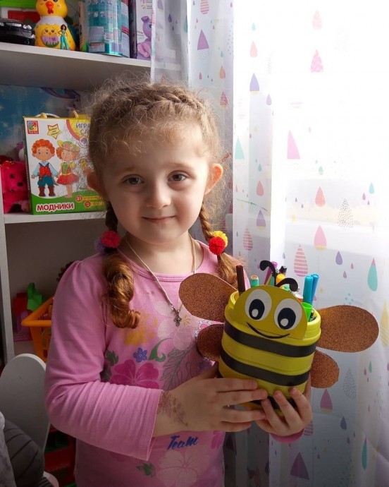 Веселая пчелка для канцелярии Веселая пчелка для канцелярии