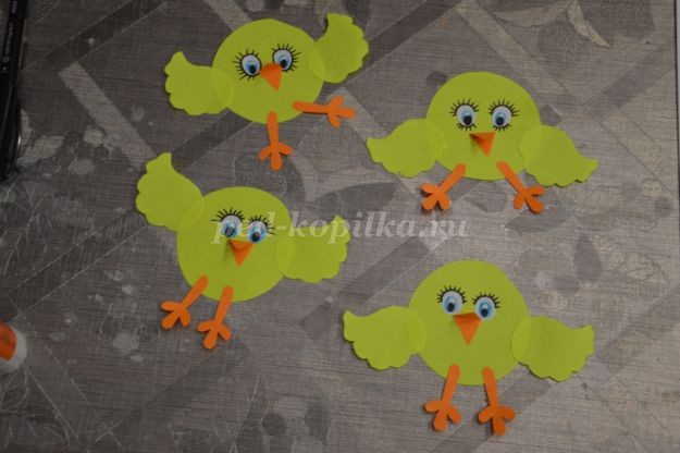 Птенцы в гнезде