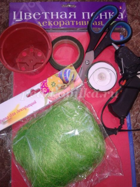 Крокусы из фоамирана детскими руками: часть 1