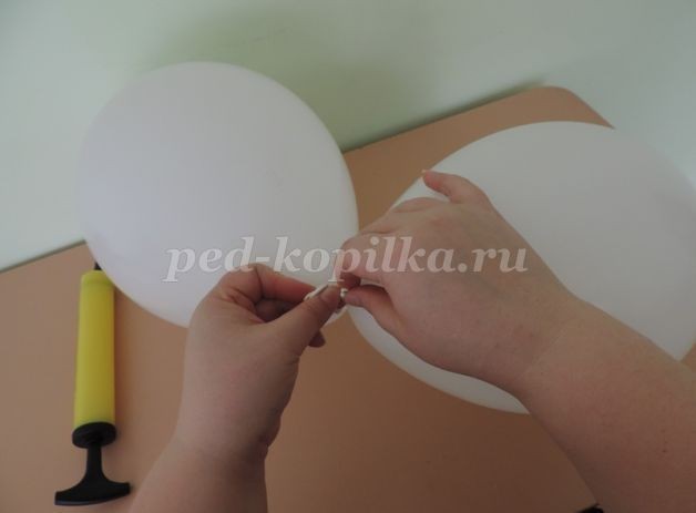 Мастер-класс по моделированию из воздушных шариков снеговика: часть 1 Мастер-класс по моделированию из воздушных шариков снеговика: часть 1