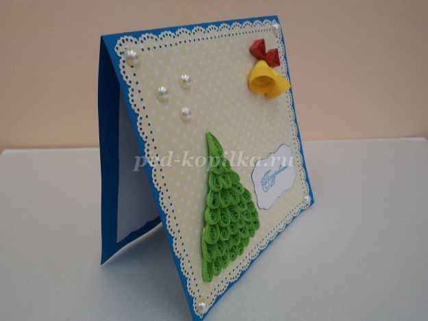 Новогодняя открытка в технике квиллинг: часть 4 Новогодняя открытка в технике квиллинг: часть 4
