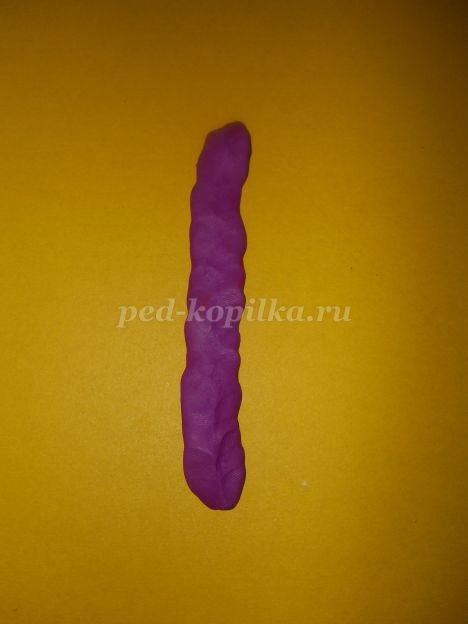 Пластилинография на цветном картоне "Ваза с розами": часть 1