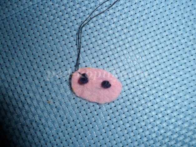 ​Вышиваем с детьми панно "Со старым Новым годом": часть 3