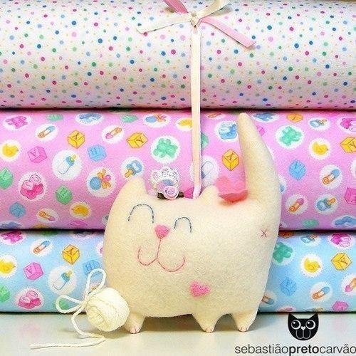 Забавные коты-подушки Забавные коты-подушки