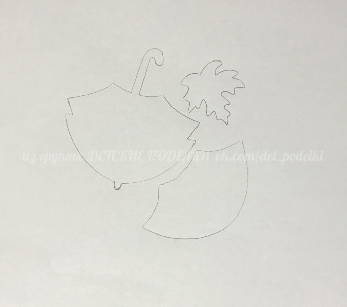 Зонтик в лужице