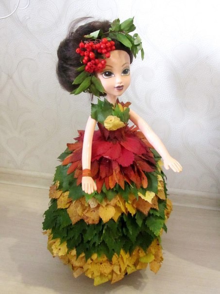 ​Идеи создания платьев для кукол из листьев
