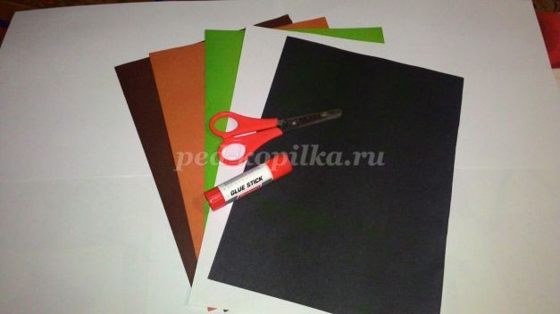 Аппликация из цветной бумаги "Обезьянка"