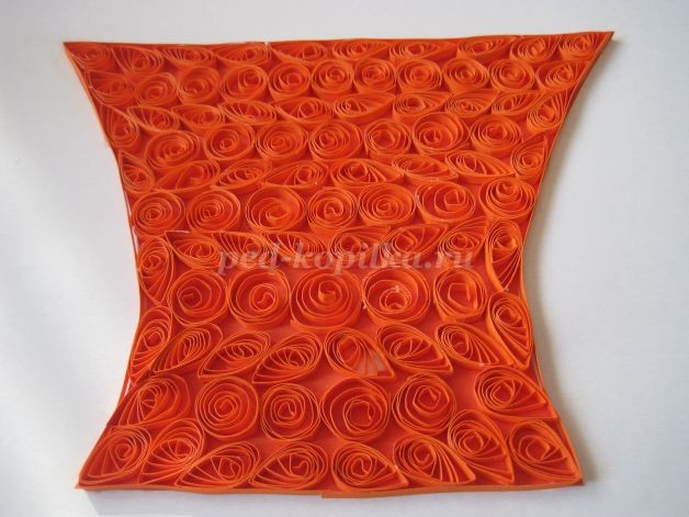 Цветы в вазе в технике квиллинг: часть 1