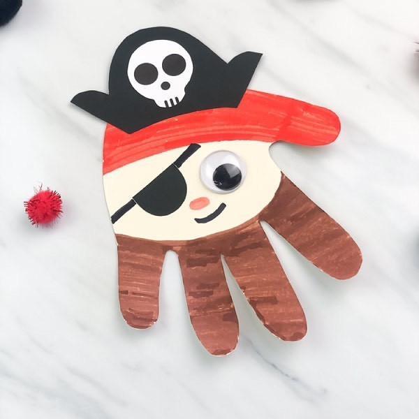 Пират из ладошки Пират из ладошки