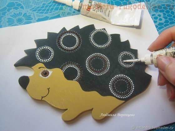 Ёжик в технике точечной росписи Ёжик в технике точечной росписи