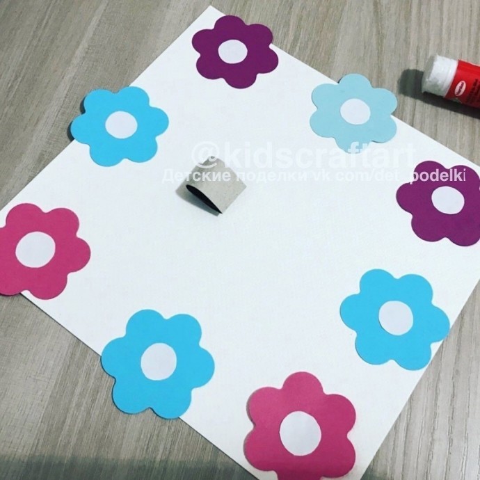 Мама-мишка с медвежонком