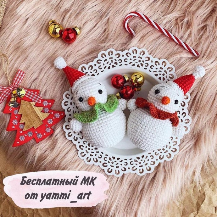 Снеговичок из пряжи Снеговичок из пряжи