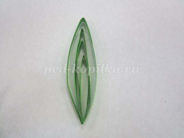 Картина в технике квиллинг в подарок маме: часть 3