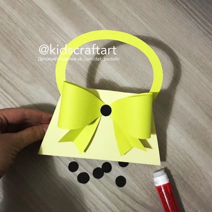 Сумочка с тюльпанами