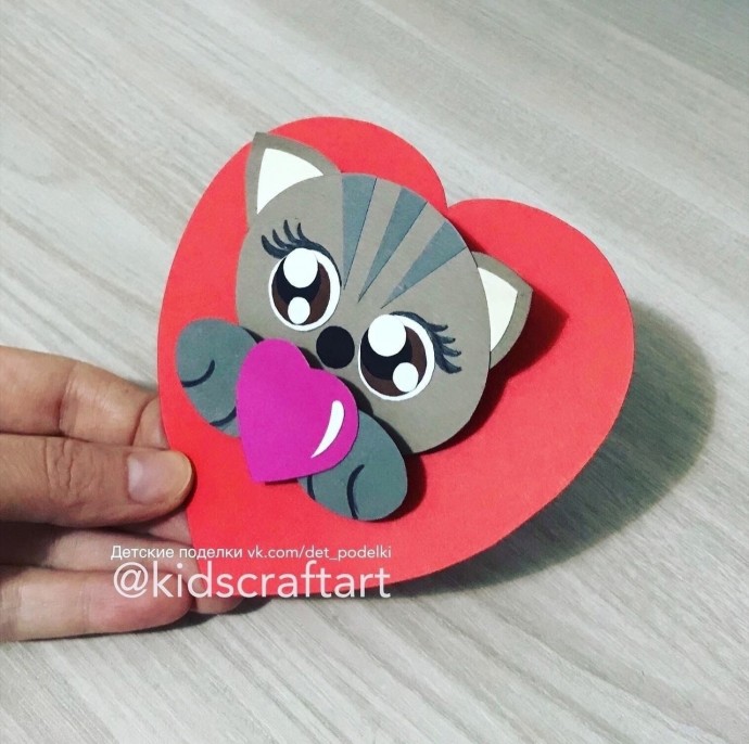 Кисонька с сердечком Кисонька с сердечком