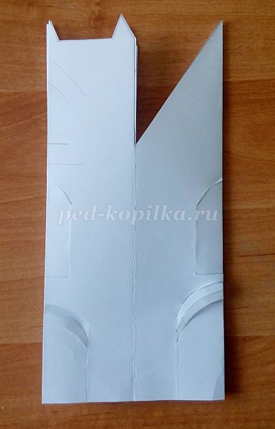 ​Архитектура в бумажной пластике: готический собор в технике "Киригами", часть 2