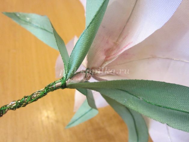 Цветок из ткани лилия: мастер-класс, часть 2