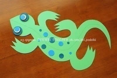 Яркие ящерицы из бумаги Яркие ящерицы из бумаги