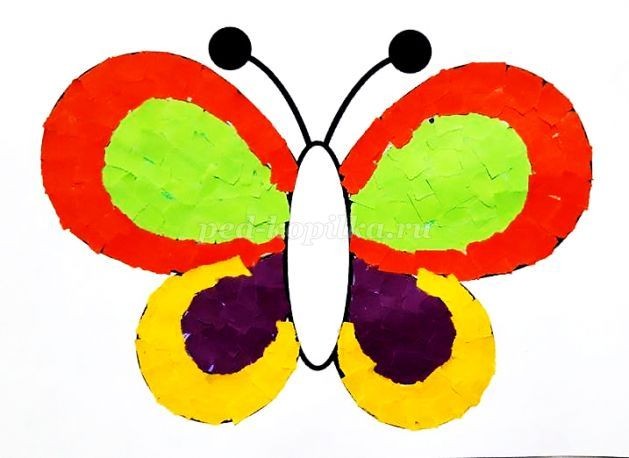 Обрывная аппликация из бумаги "Бабочка"