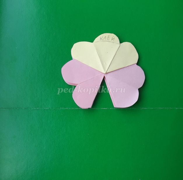 ​Как сделать открытку с объемными цветами внутри: часть 2