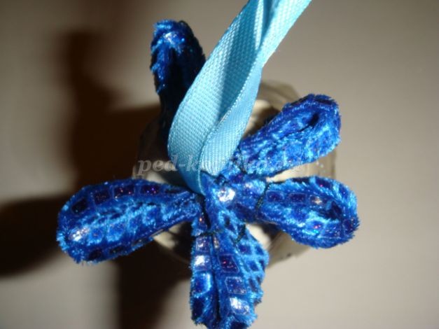 Новогодний пингвин в технике канзаши: часть 1 Новогодний пингвин в технике канзаши: часть 1