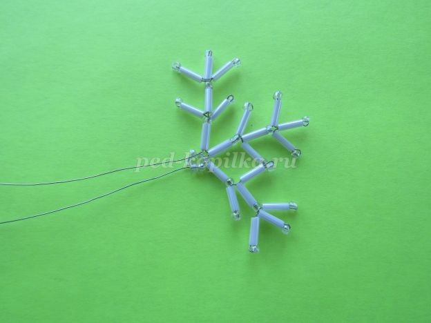 ​Снежинка из бисера и стекляруса: часть 2