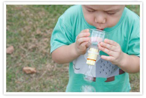 Суперпузыри: интересное развлечение для детей за считанные минуты Суперпузыри: интересное развлечение для детей за считанные минуты