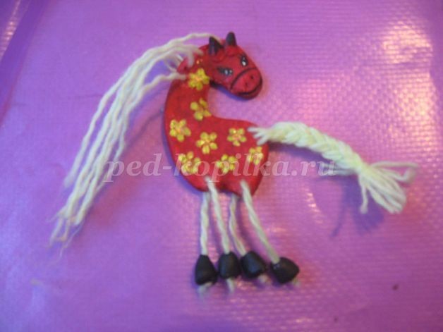 ​Лошадки магниты из соленого теста: мастер-класс, часть 3