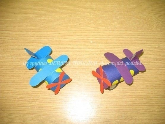 Самолётик из картонных втулок Самолётик из картонных втулок