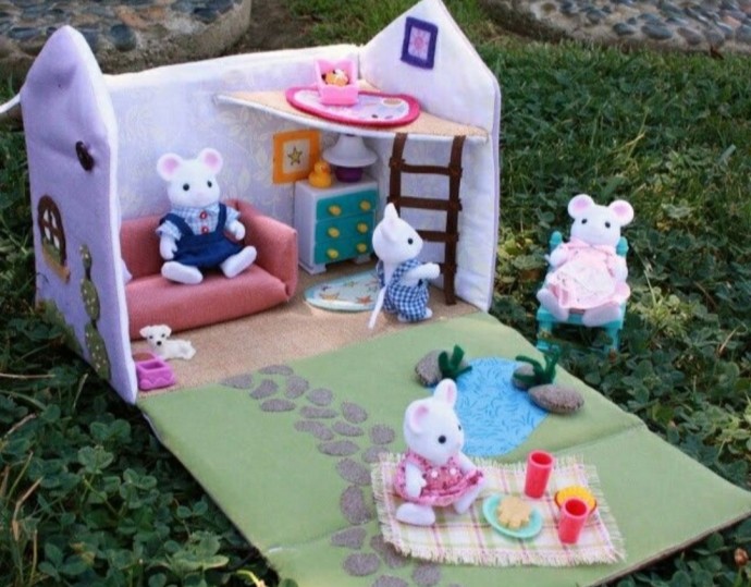 Сумочка-домик для кукол Сумочка-домик для кукол