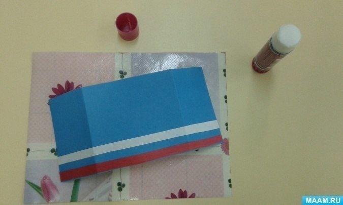 Чашка с военной символикой Чашка с военной символикой