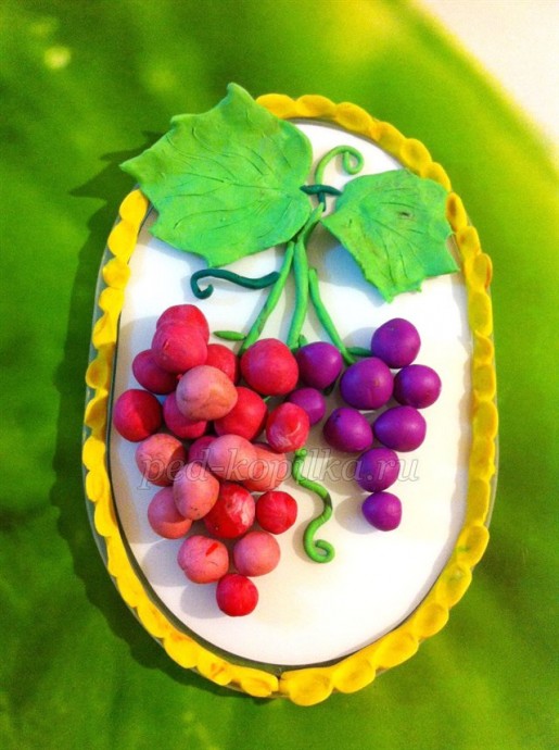 Мастер-класс по пластилинографии "Виноградная гроздь" Мастер-класс по пластилинографии "Виноградная гроздь"