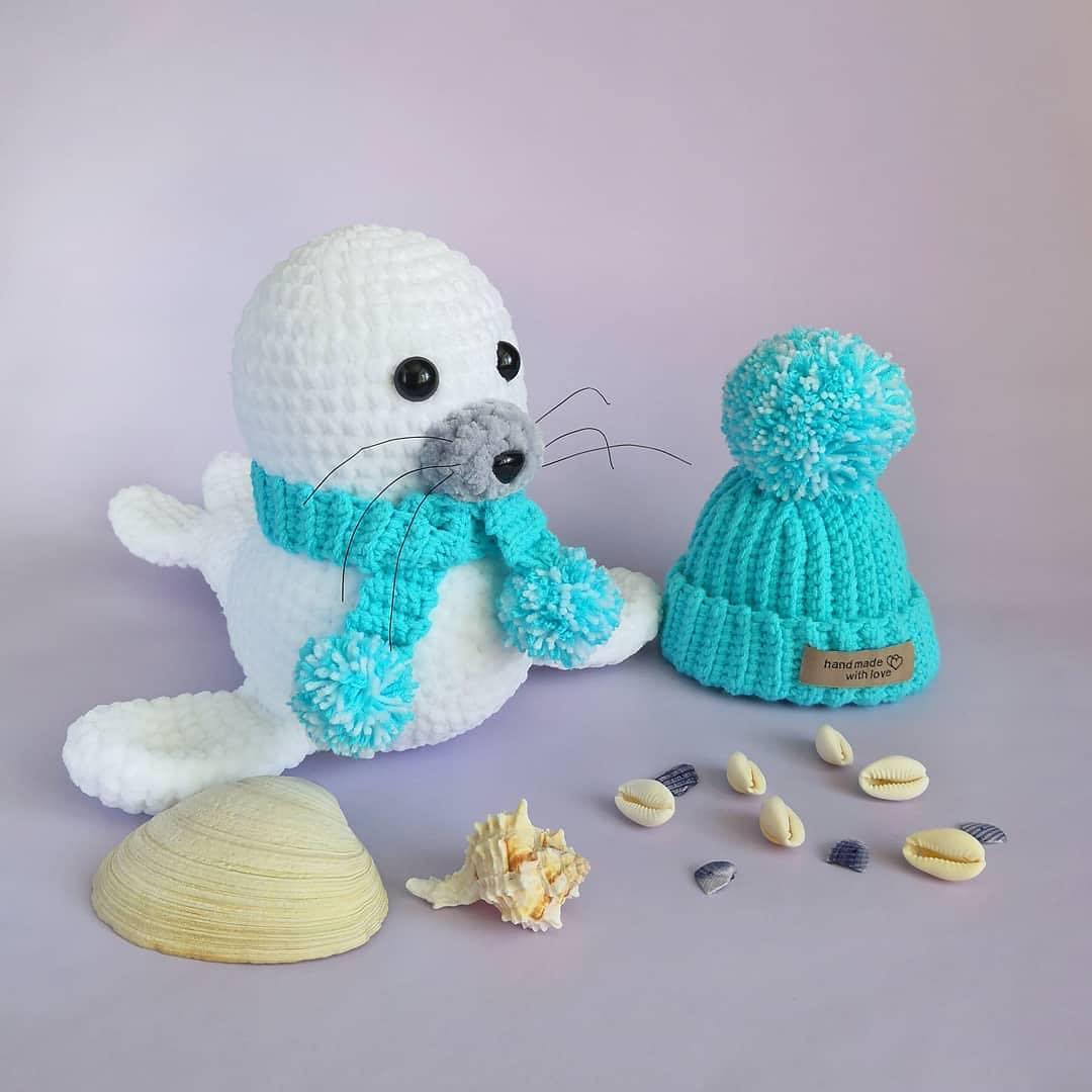 Вязаный тюлень