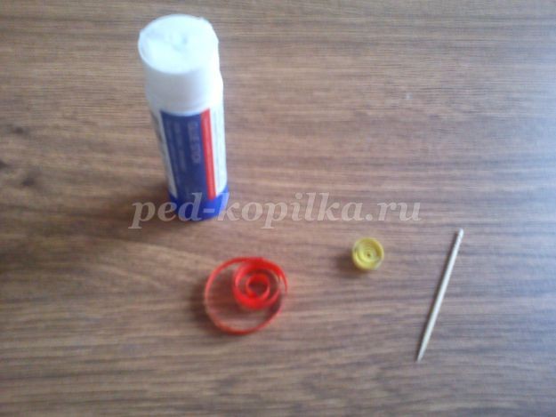 Колокольчик в технике квиллинга: часть 1 Колокольчик в технике квиллинга: часть 1