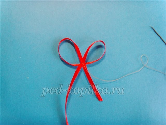 Подкова из кофейных зерен детскими руками: часть 2 Подкова из кофейных зерен детскими руками: часть 2