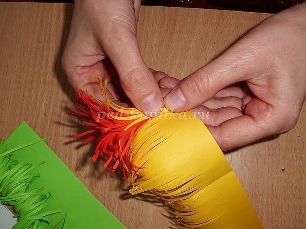 ​Бумагопластика: хризантема детскими руками