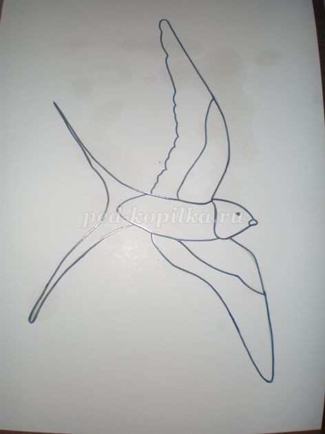 Ласточка из пластилина