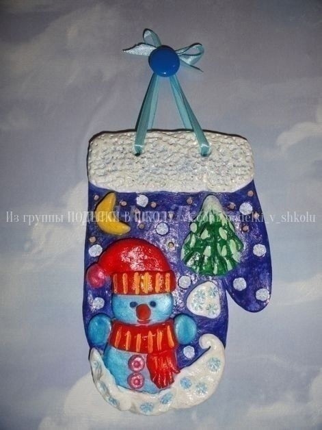 ​Новогодняя варежка детскими руками