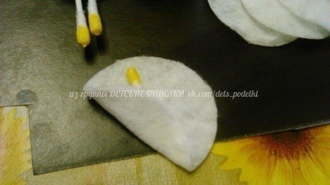 Корзинка с цветами для мамы