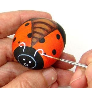 ​Божья коровка из камня