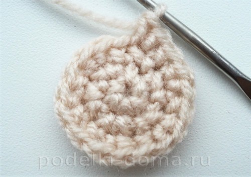 Вязаная куколка