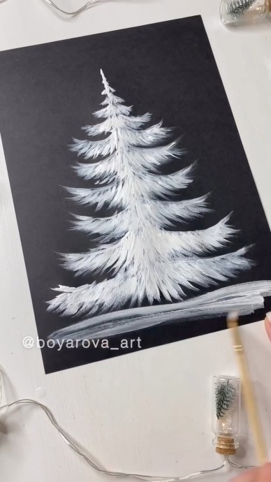 Рисуем белую ель