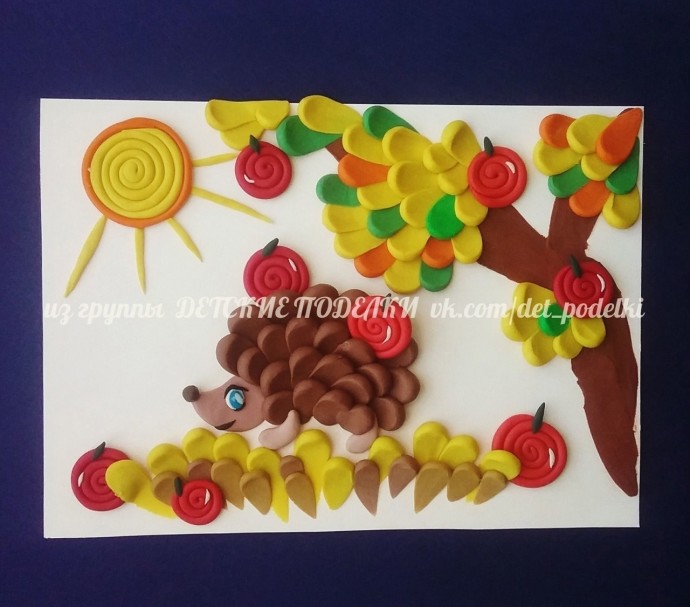 ​Ёжик и яблонька