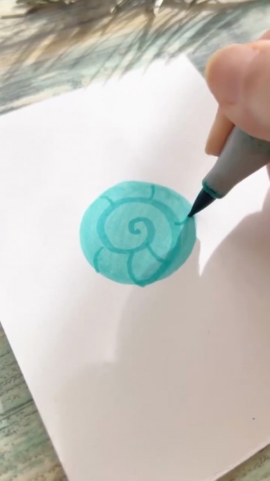 Рисуем весеннюю улитку с цветами