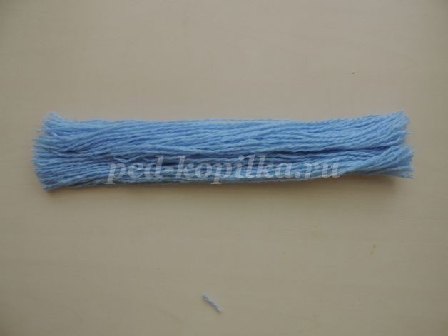 Снегурочка из ниток: новогодний мастер-класс, часть 2