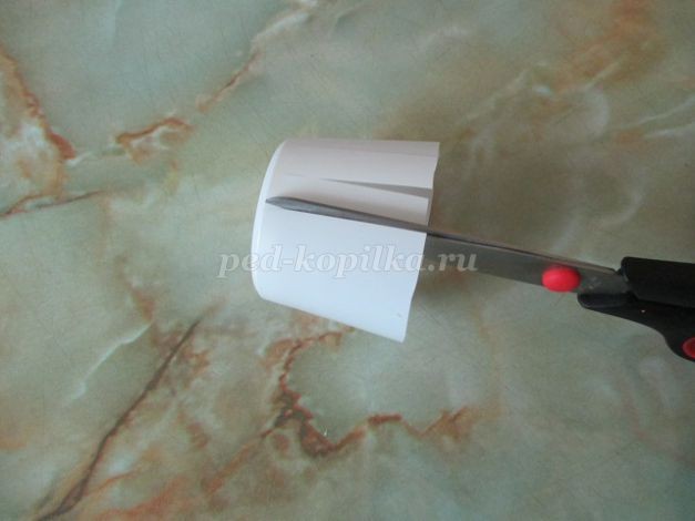 Ромашки из бросового материала детскими руками: часть 1