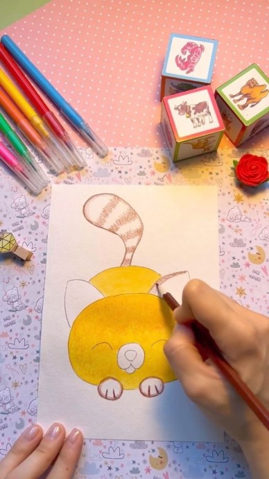 Рисуем котенка с клубочками Рисуем котенка с клубочками